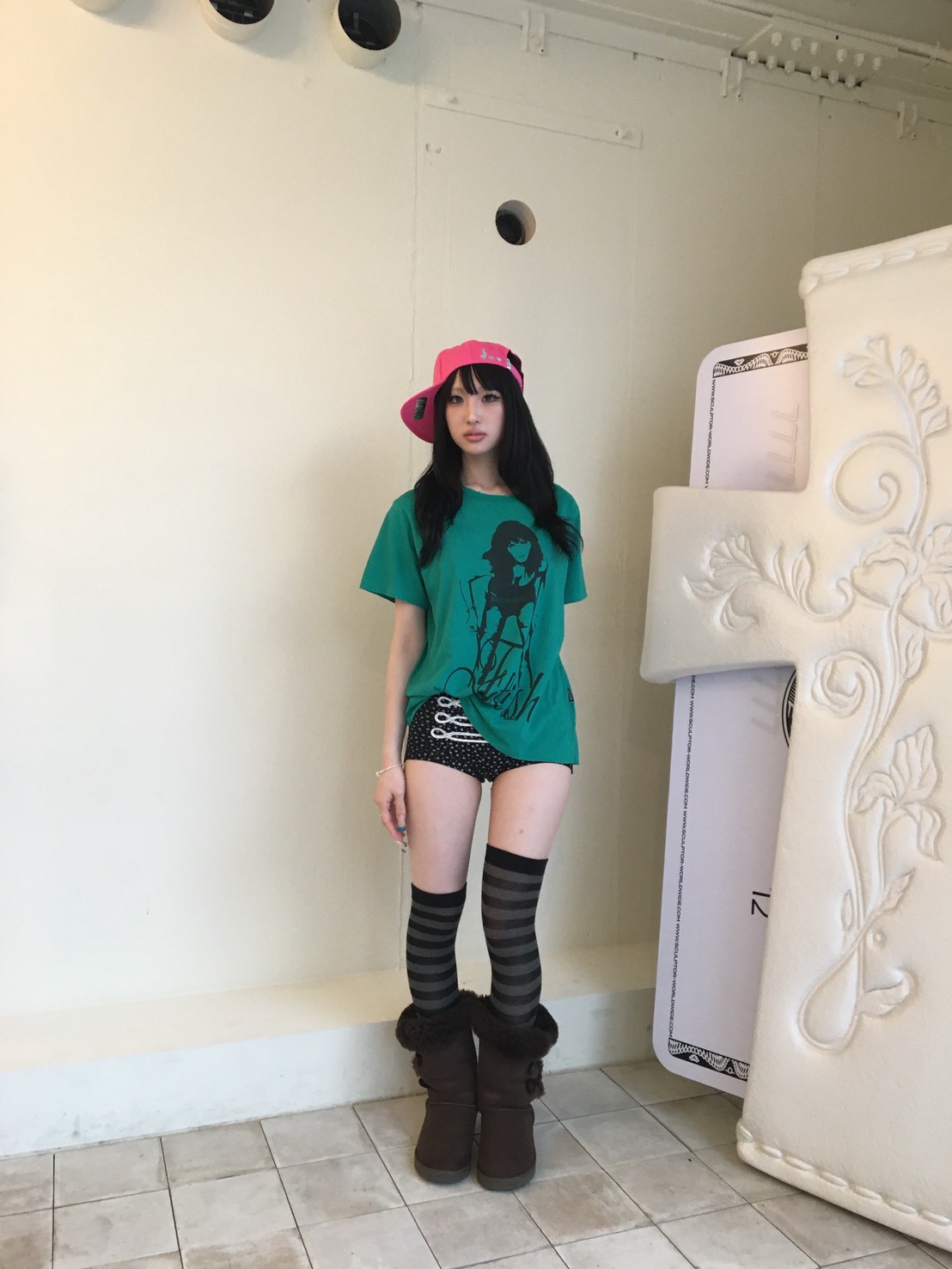 Distressed Muse Tee Turquoise – SCULPTOR JAPAN