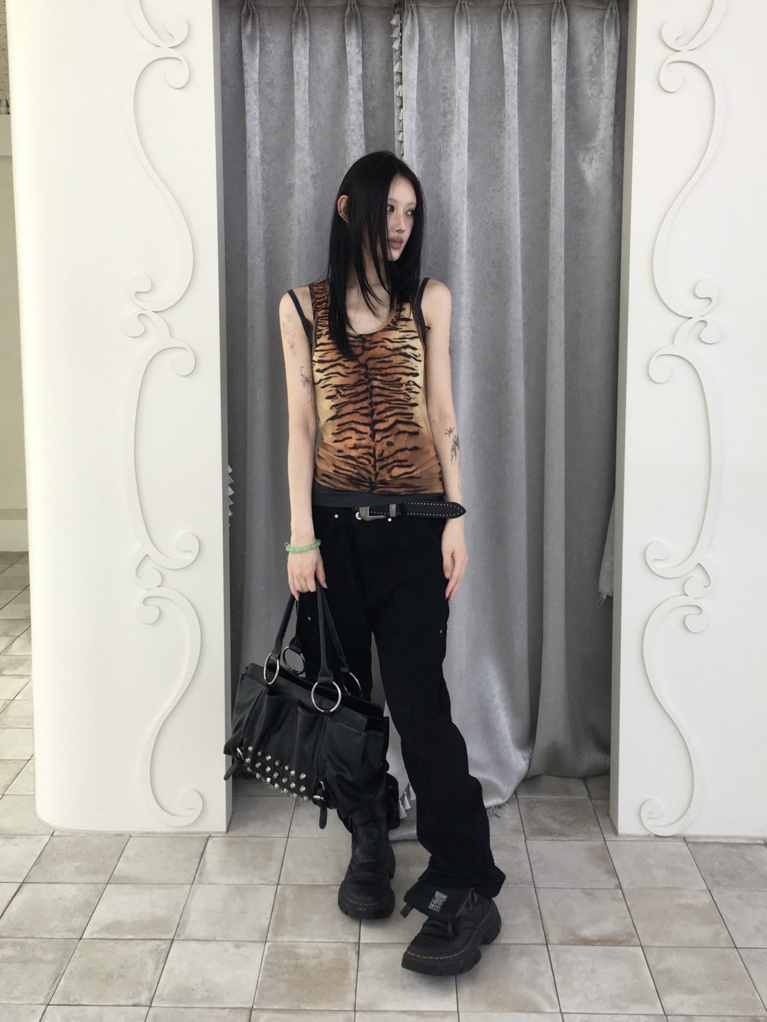 Metal Stud Tote Bag Black – SCULPTOR JAPAN